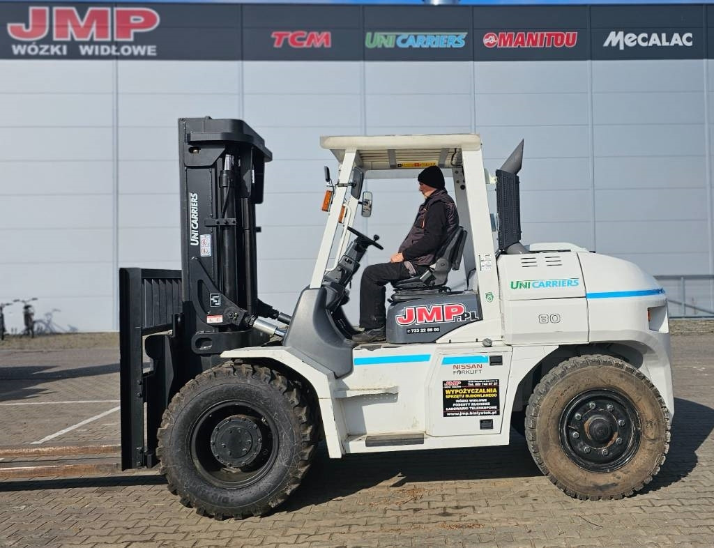 UniCarriers ZX80 FD80-3 DUPLEX 3m - Stivuitor diesel: Foto 3 UniCarriers ZX80 FD80-3 DUPLEX 3m - Stivuitor diesel: Foto 3