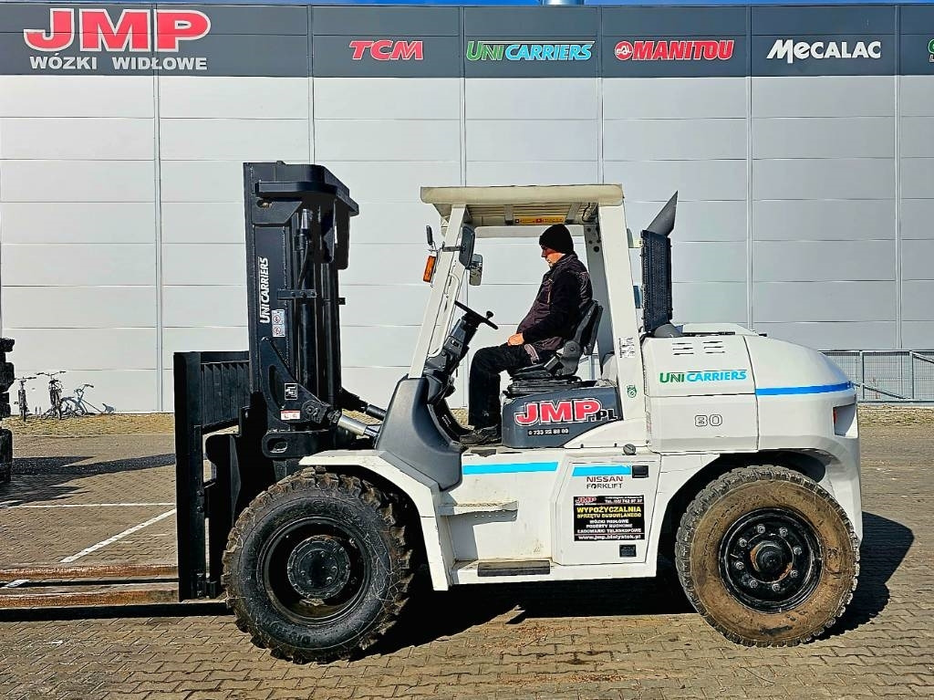 UniCarriers ZX80 FD80-3 DUPLEX 3m - Stivuitor diesel: Foto 2 UniCarriers ZX80 FD80-3 DUPLEX 3m - Stivuitor diesel: Foto 2