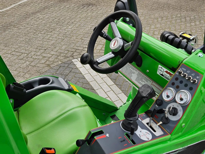 Mini încărcător pe şenile Avant 423 mini-shovel: Foto 20