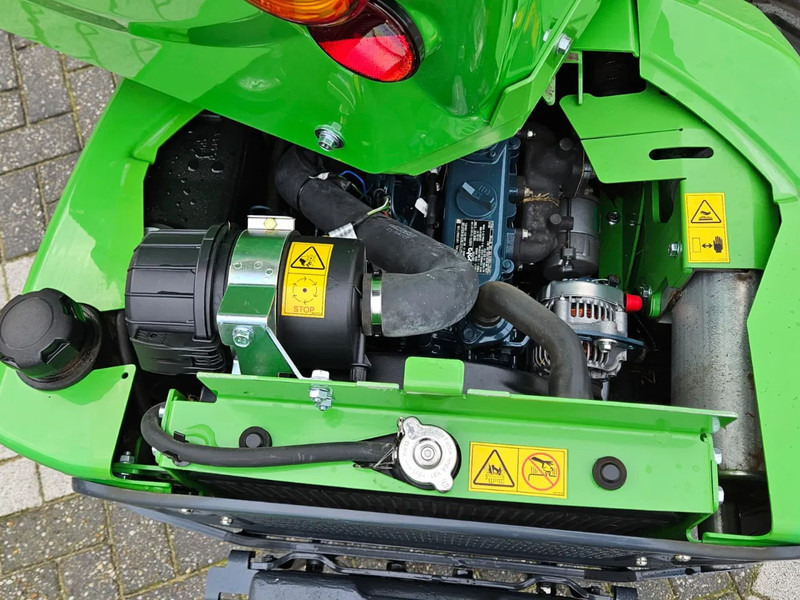 Mini încărcător pe şenile Avant 423 mini-shovel: Foto 18