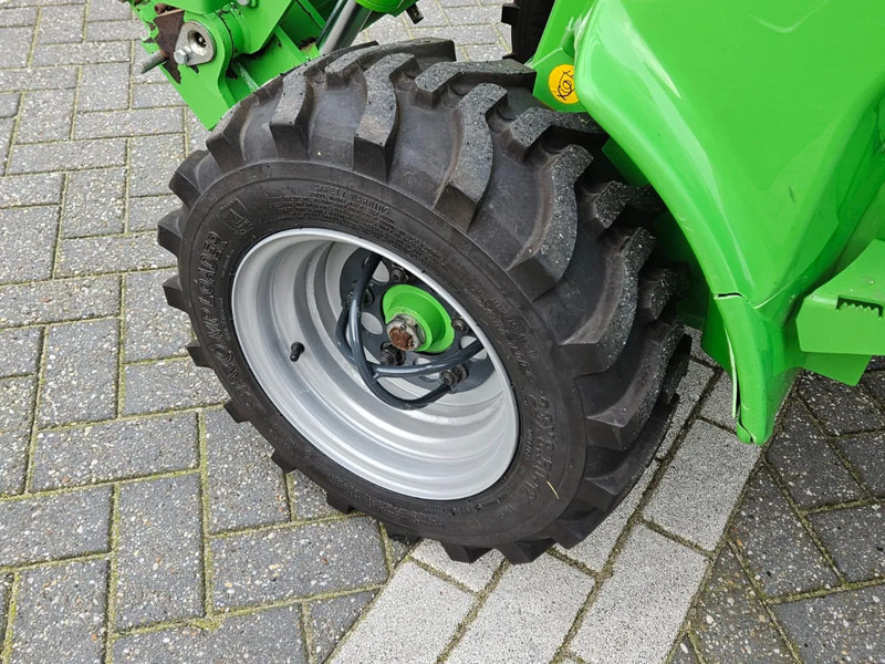 Mini încărcător pe şenile Avant 423 mini-shovel: Foto 19