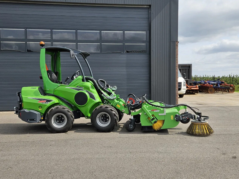 Avant 645i Rental mini-shovel - Mini încărcător pe şenile: Foto 2 Avant 645i Rental mini-shovel - Mini încărcător pe şenile: Foto 2