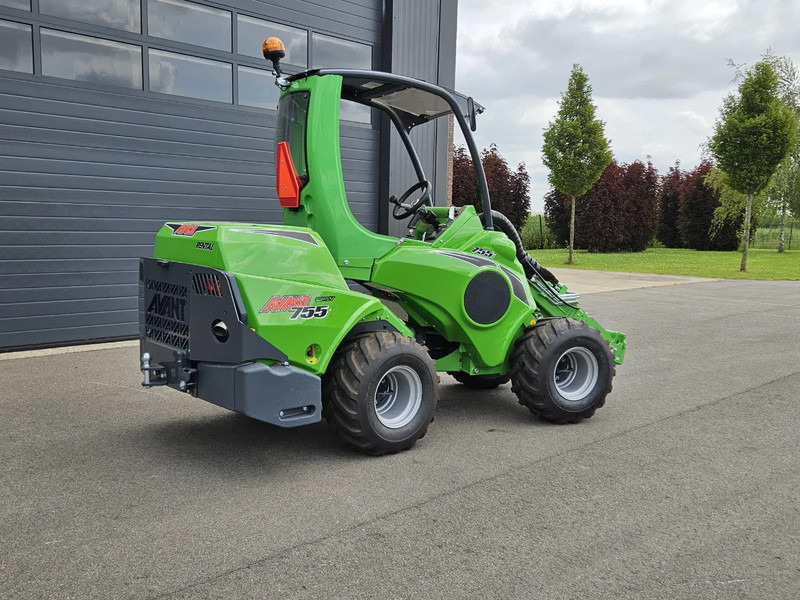 Avant 755i Rental mini-shovel - Mini încărcător pe şenile: Foto 4 Avant 755i Rental mini-shovel - Mini încărcător pe şenile: Foto 4