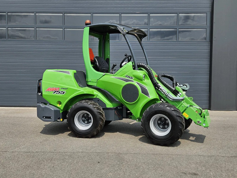 Avant 755i Rental mini-shovel - Mini încărcător pe şenile: Foto 2 Avant 755i Rental mini-shovel - Mini încărcător pe şenile: Foto 2