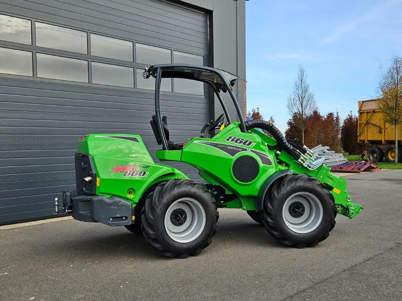 Avant 860i TDL mini-shovel - Mini încărcător pe şenile: Foto 3 Avant 860i TDL mini-shovel - Mini încărcător pe şenile: Foto 3