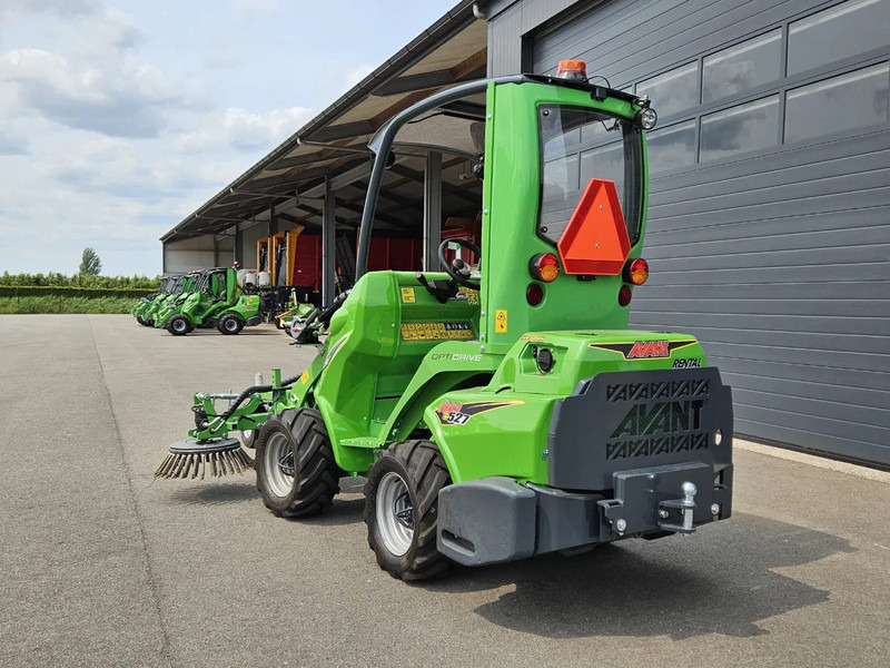 Avant E527 Rental mini-shovel - Mini încărcător pe şenile: Foto 5 Avant E527 Rental mini-shovel - Mini încărcător pe şenile: Foto 5