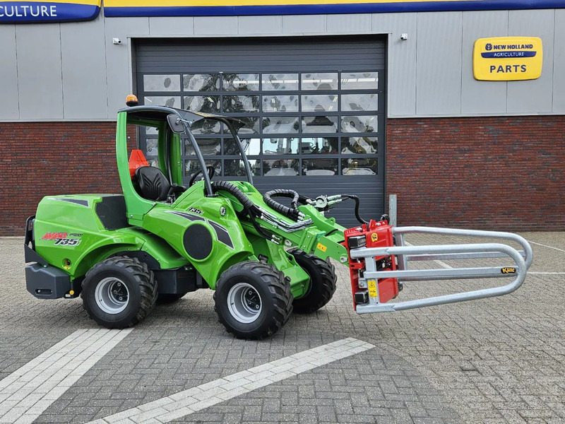 Avant Mini-shovel 735i Rental met Kemp balenklem - Mini încărcător pe şenile: Foto 2 Avant Mini-shovel 735i Rental met Kemp balenklem - Mini încărcător pe şenile: Foto 2