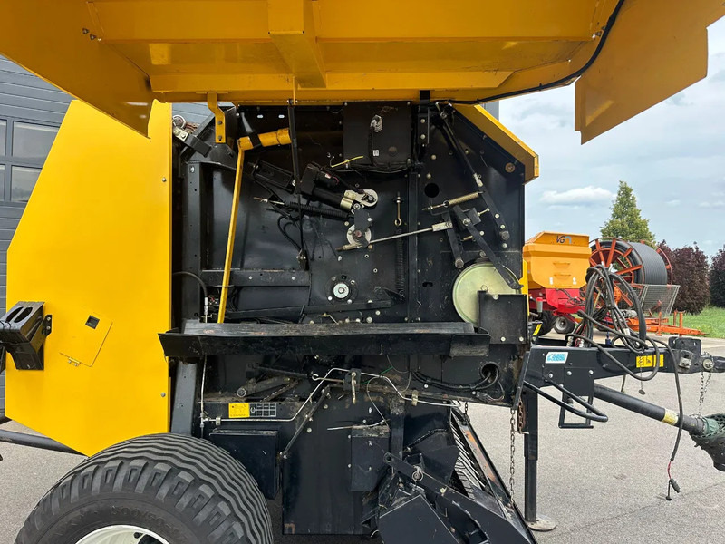 Utilaje agricole New Holland BR6090 balenpers: Foto 7 Utilaje agricole New Holland BR6090 balenpers: Foto 7