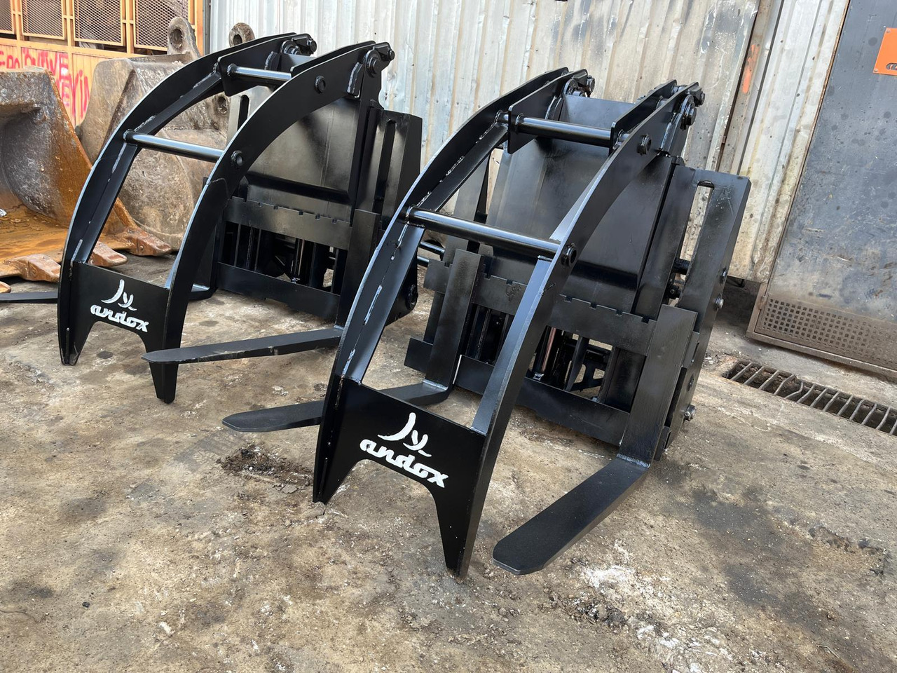 - Clemă pentru Excavator: Foto 4 - Clemă pentru Excavator: Foto 4