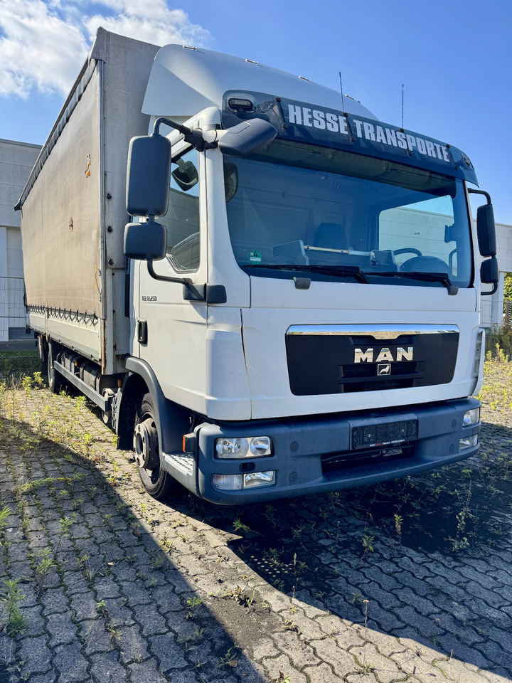 MAN 12.250 - Camion cu prelată: Foto 1 MAN 12.250 - Camion cu prelată: Foto 1
