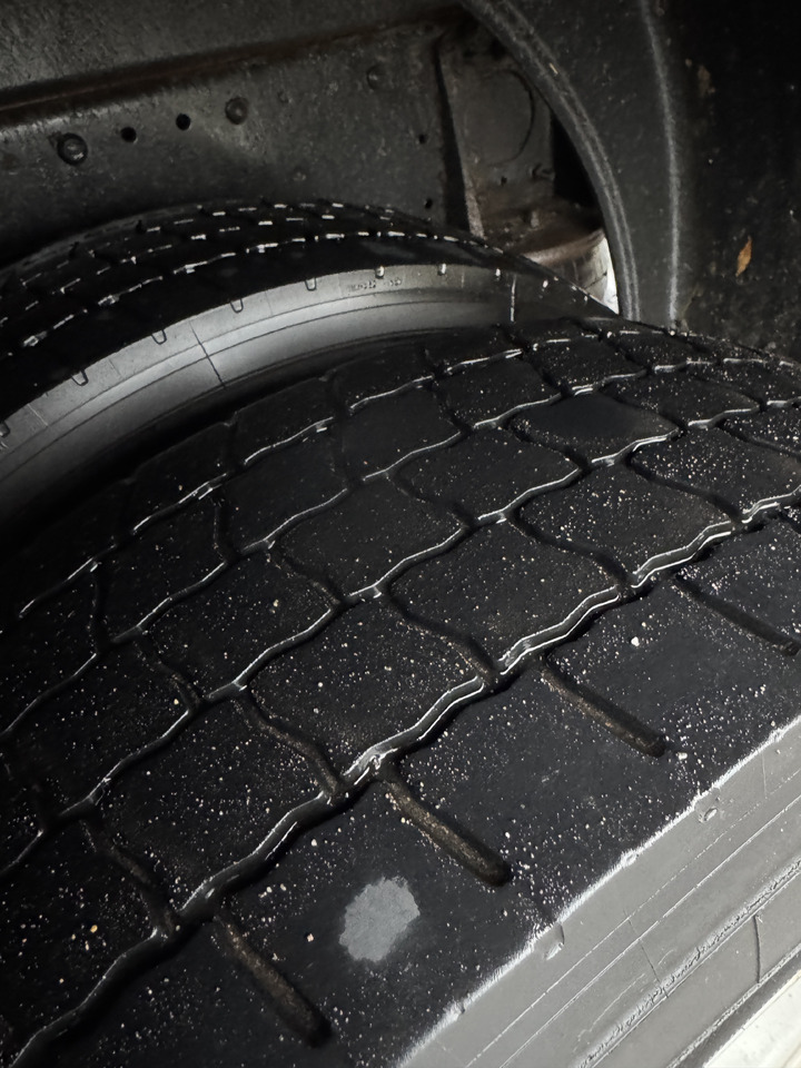 MAN 12.250 - Camion cu prelată: Foto 5 MAN 12.250 - Camion cu prelată: Foto 5