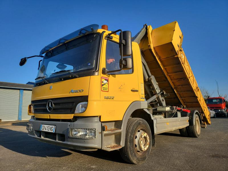 Mercedes Atego 1622 - Camion cu cârlig: Foto 4 Mercedes Atego 1622 - Camion cu cârlig: Foto 4