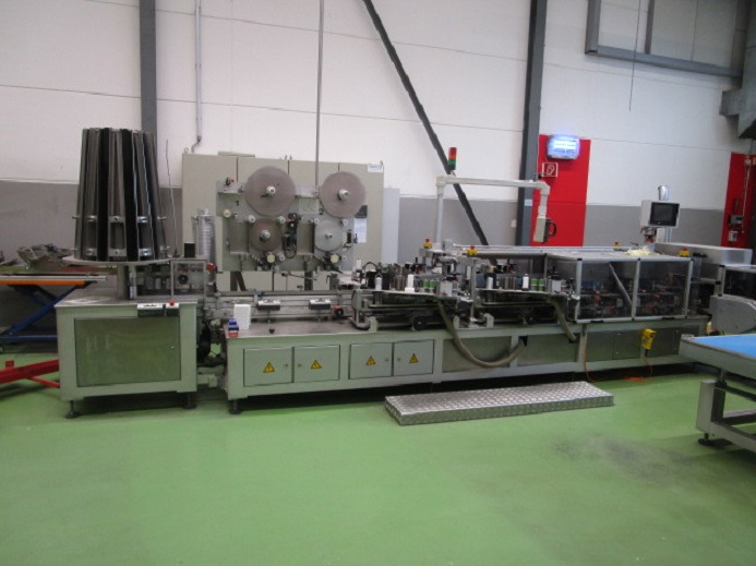 BECHER ETIKETTIERANLAGE SCHLEUTER GU 4S 6 - Maşina de ambalat: Foto 2 BECHER ETIKETTIERANLAGE SCHLEUTER GU 4S 6 - Maşina de ambalat: Foto 2