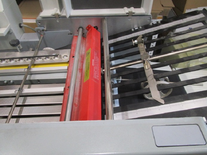 MB MULTIPLI 35 MIT GESTELL - Mașină de pliat: Foto 3 MB MULTIPLI 35 MIT GESTELL - Mașină de pliat: Foto 3