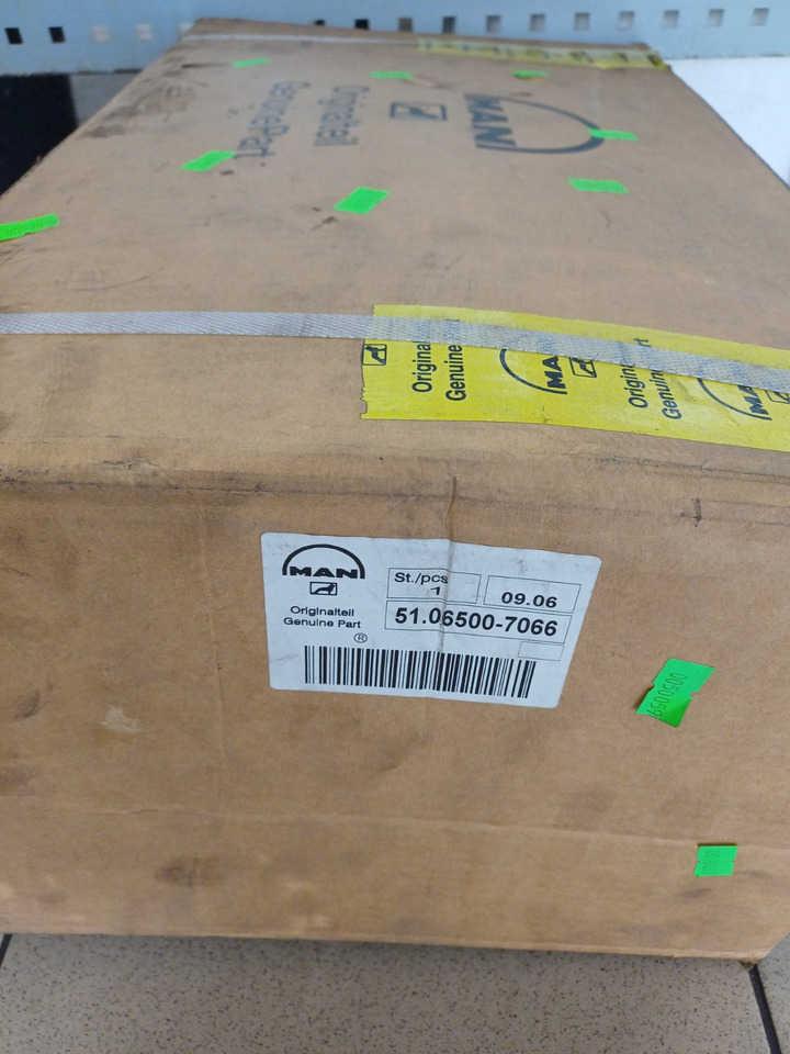 MAN OE - Pompă de lichid de răcire: Foto 4 MAN OE - Pompă de lichid de răcire: Foto 4