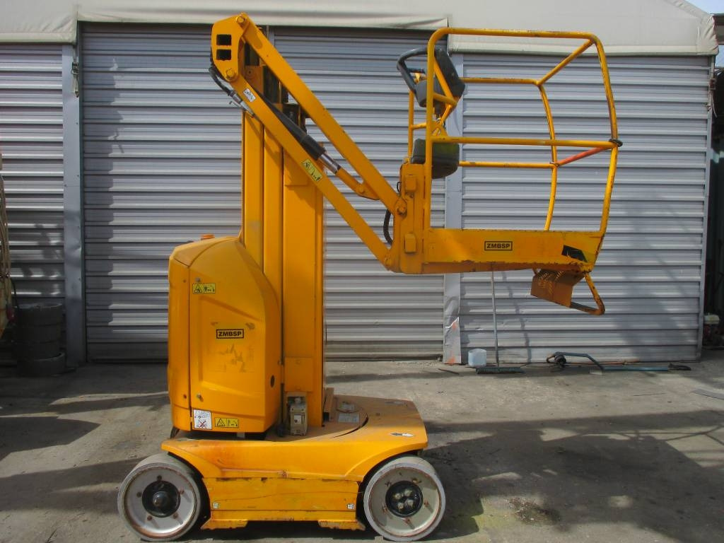 JLG Toucan 8 E - Platformă verticală: Foto 1 JLG Toucan 8 E - Platformă verticală: Foto 1
