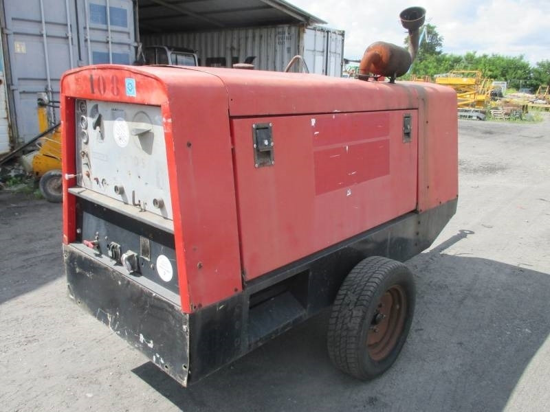 Lincoln E 500 S - Echipamente pentru sudare: Foto 3 Lincoln E 500 S - Echipamente pentru sudare: Foto 3