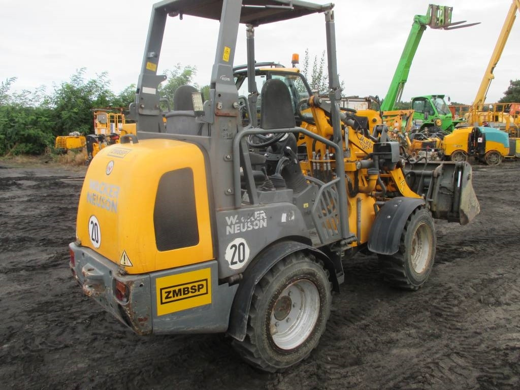 Wacker Neuson WL 25 - Încărcător frontal pe pneuri: Foto 2 Wacker Neuson WL 25 - Încărcător frontal pe pneuri: Foto 2