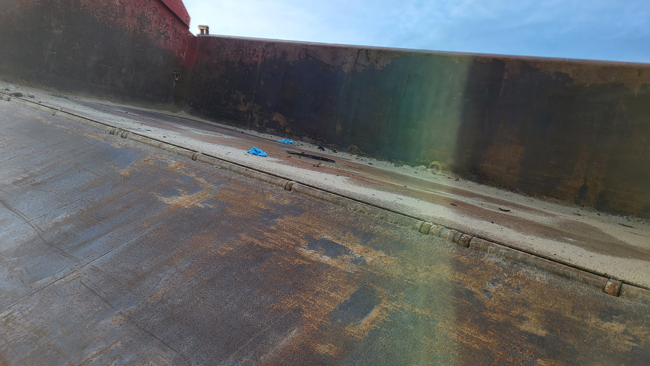 Camion basculantă pentru transport de materialelor în vrac MAN 33.414 6X6 HIAB 102 33.414: Foto 26 Camion basculantă pentru transport de materialelor în vrac MAN 33.414 6X6 HIAB 102 33.414: Foto 26