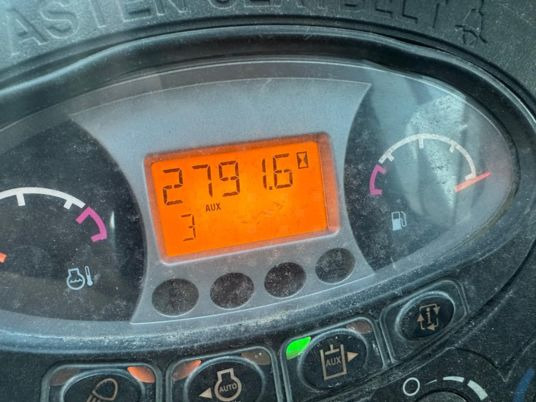 Bobcat E35 à 23 500 € HT - Mini excavator: Foto 3 Bobcat E35 à 23 500 € HT - Mini excavator: Foto 3