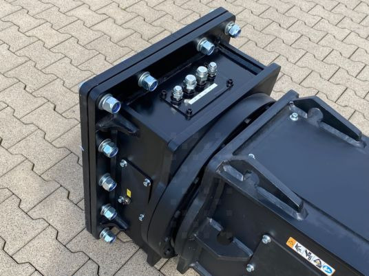 Cisaille hydraulique à ferraille pour pelle de 12T à 18T - Foarfece hidraulic: Foto 5 Cisaille hydraulique à ferraille pour pelle de 12T à 18T - Foarfece hidraulic: Foto 5