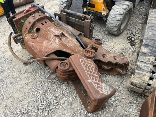 Croc béton montabert pelle 20T à 30T - Foarfece hidraulic: Foto 1 Croc béton montabert pelle 20T à 30T - Foarfece hidraulic: Foto 1