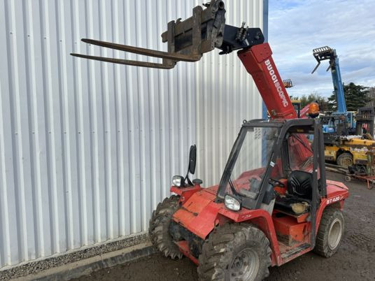 Manitou BT420 Evo - 4x4 - Stivuitor telescopic: Foto 4 Manitou BT420 Evo - 4x4 - Stivuitor telescopic: Foto 4