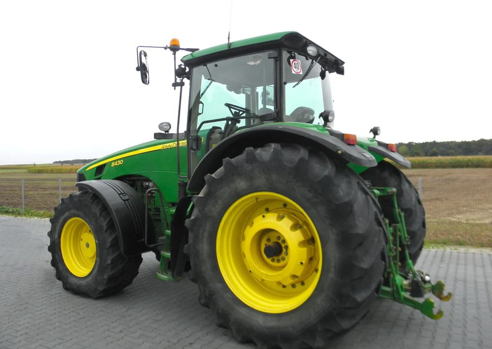 Tractor agricol John Deere 8430 2008 Rok, Nie Malowany, Stan Bardzo Dobry: Foto 10