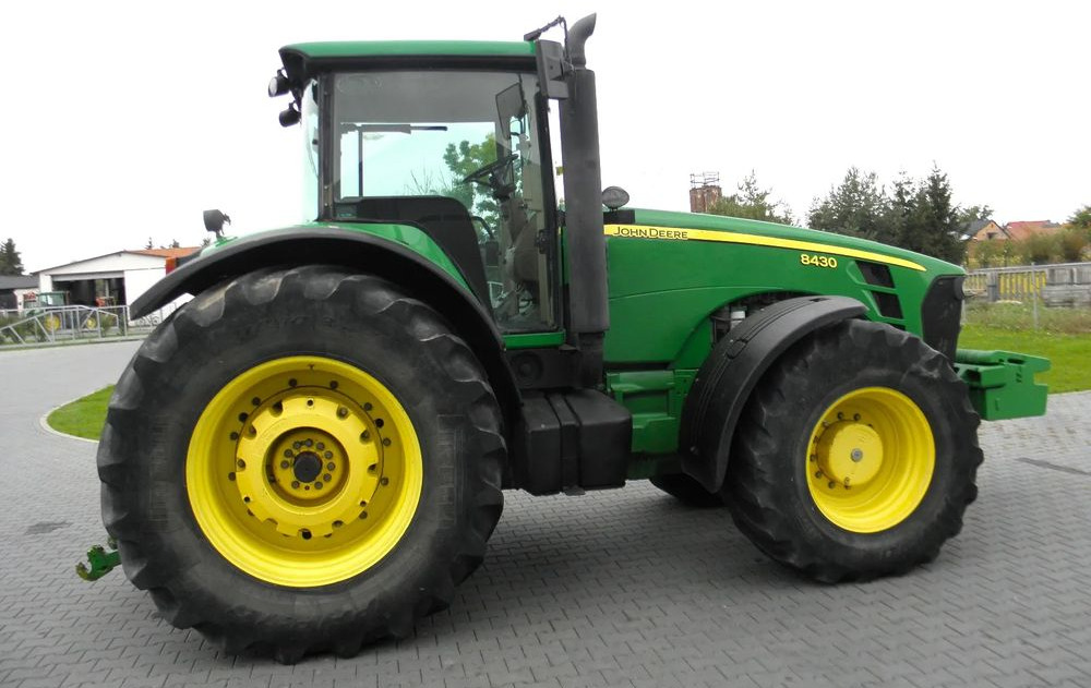 Tractor agricol John Deere 8430 2008 Rok, Nie Malowany, Stan Bardzo Dobry: Foto 9