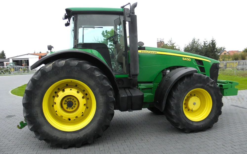 Tractor agricol John Deere 8430 2008 Rok, Nie Malowany, Stan Bardzo Dobry: Foto 11