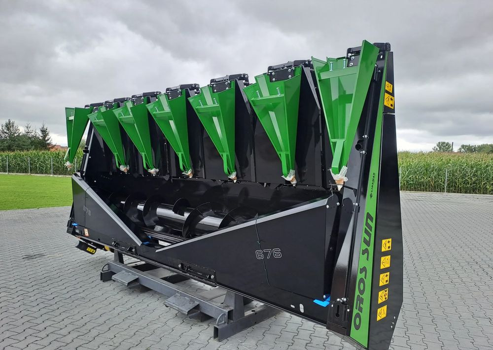 Oros Oros SUN 676 6 rzędowy, Nowe Przystawki do zbioru Słonecznika - Echipament recoltat floarea soarelui: Foto 1 Oros Oros SUN 676 6 rzędowy, Nowe Przystawki do zbioru Słonecznika - Echipament recoltat floarea soarelui: Foto 1