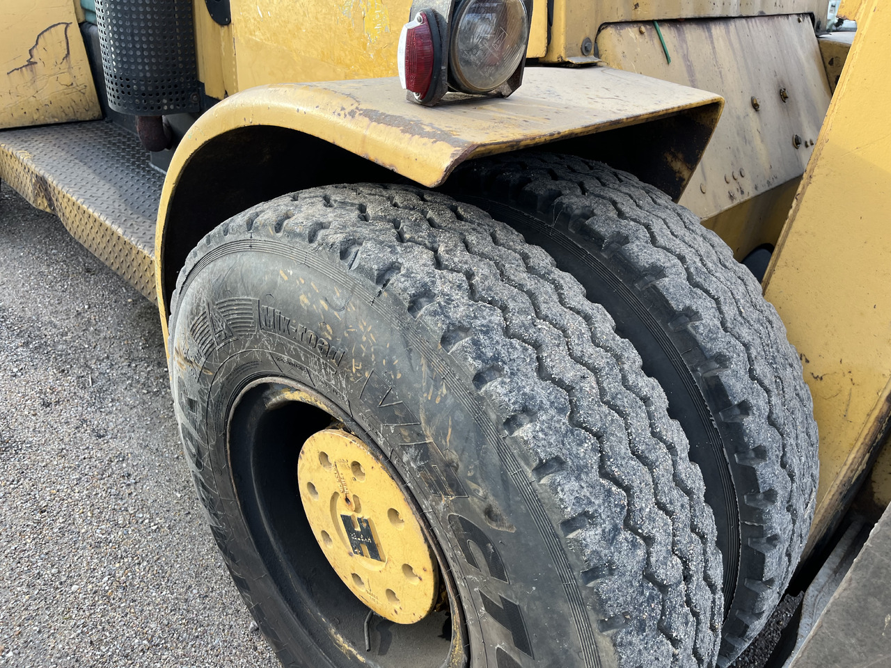 Hyster H350B - Stivuitor diesel: Foto 4 Hyster H350B - Stivuitor diesel: Foto 4