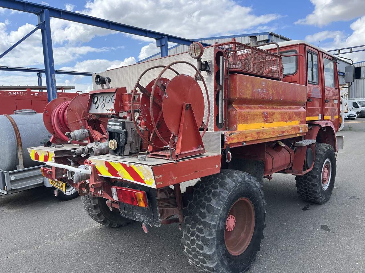 RENAULT 85-150 4x4 ccf citerne - Autospeciala de stins incendii: Foto 5 RENAULT 85-150 4x4 ccf citerne - Autospeciala de stins incendii: Foto 5