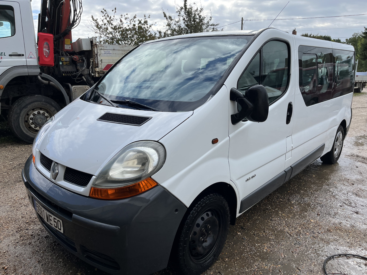 Renault Trafic 1L9 dci 80cv 9 places - Microbuz, Transport persoane: Foto 1 Renault Trafic 1L9 dci 80cv 9 places - Microbuz, Transport persoane: Foto 1