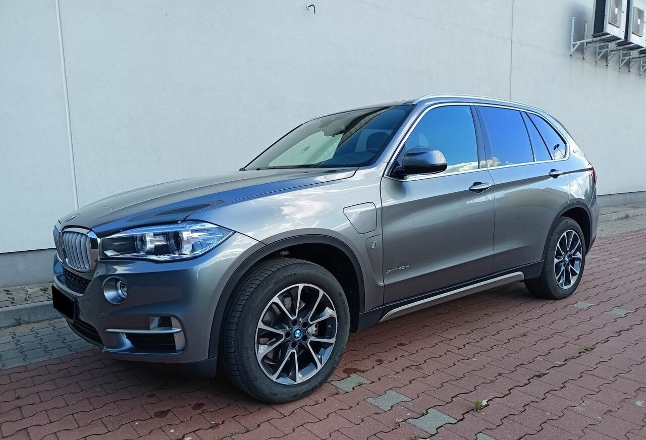 BMW X5 - SUV: Foto 2 BMW X5 - SUV: Foto 2