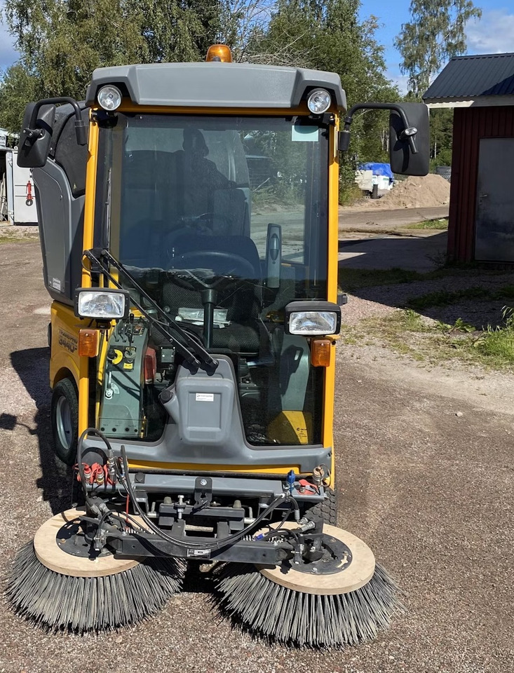 Belos Transpro 3440 - Măturătoare stradală: Foto 3 Belos Transpro 3440 - Măturătoare stradală: Foto 3