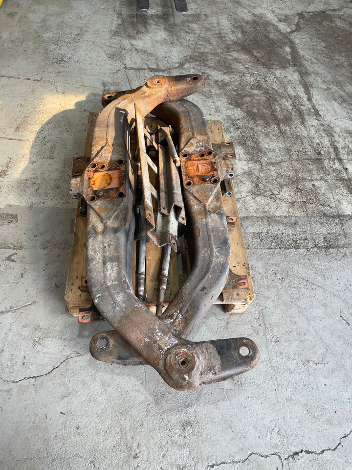 Mercedes-Benz Achsträger Hinterachse Citaro LE Setra A6283200075 A6293203675 - Axă spate pentru Autobuz: Foto 2 Mercedes-Benz Achsträger Hinterachse Citaro LE Setra A6283200075 A6293203675 - Axă spate pentru Autobuz: Foto 2