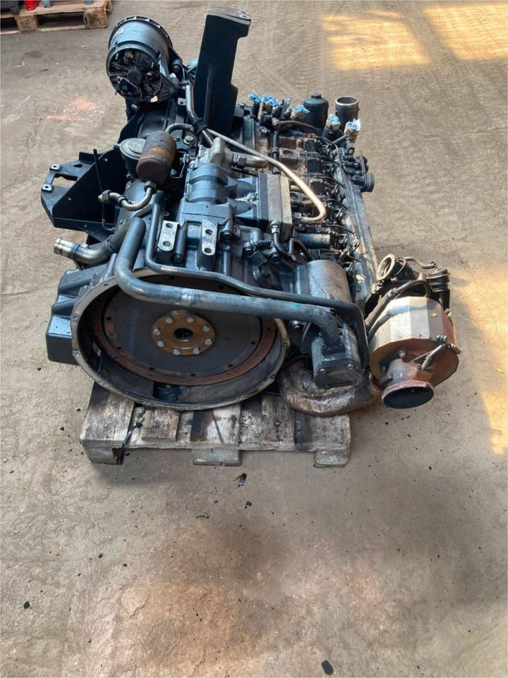 Mercedes-Benz Mercedes Motor OM 906 HLA Euro 5 Citaro OM906HLA 902.926 - Motor pentru Autobuz: Foto 4 Mercedes-Benz Mercedes Motor OM 906 HLA Euro 5 Citaro OM906HLA 902.926 - Motor pentru Autobuz: Foto 4