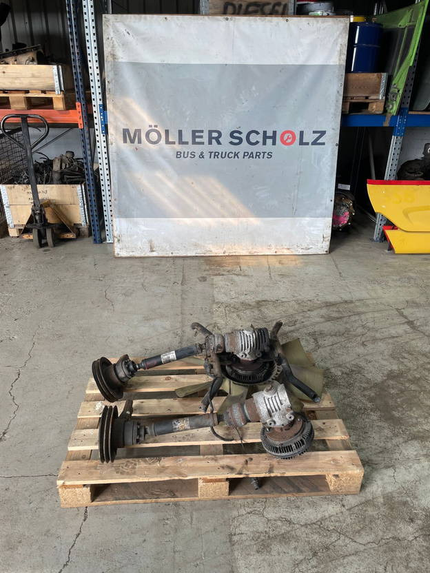 Mercedes-Benz Winkelgetriebe Mercedes Citaro LE Setra A0005004122 A0005000782 - Piesă de schimb pentru Autobuz: Foto 1 Mercedes-Benz Winkelgetriebe Mercedes Citaro LE Setra A0005004122 A0005000782 - Piesă de schimb pentru Autobuz: Foto 1