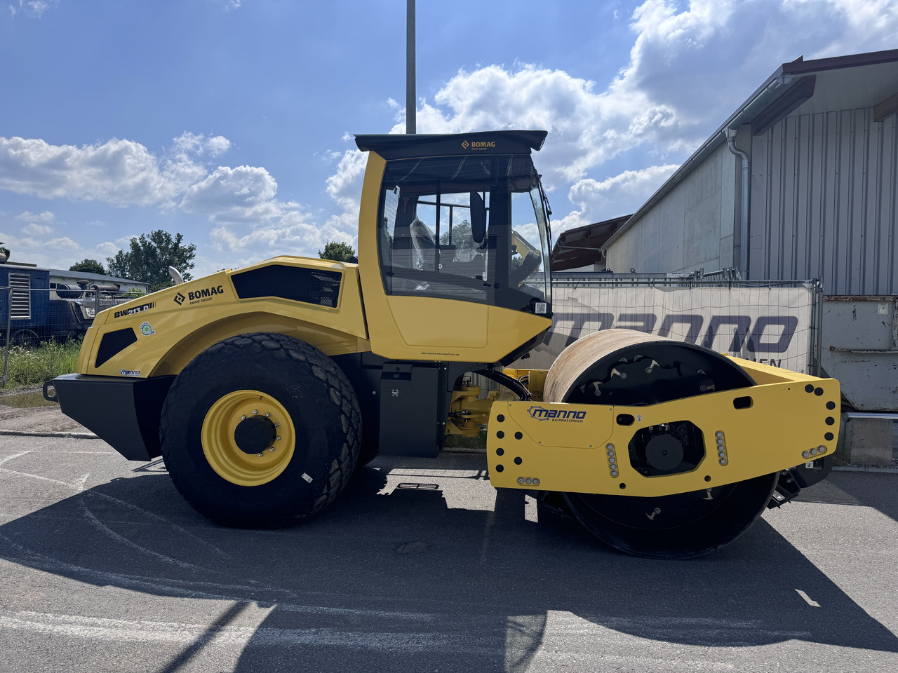 Bomag BW 213 D-5 - Compactor: Foto 1 Bomag BW 213 D-5 - Compactor: Foto 1