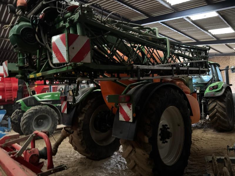 AMAZONE UX5200 - Maşină de erbicidat tractata: Foto 4 AMAZONE UX5200 - Maşină de erbicidat tractata: Foto 4