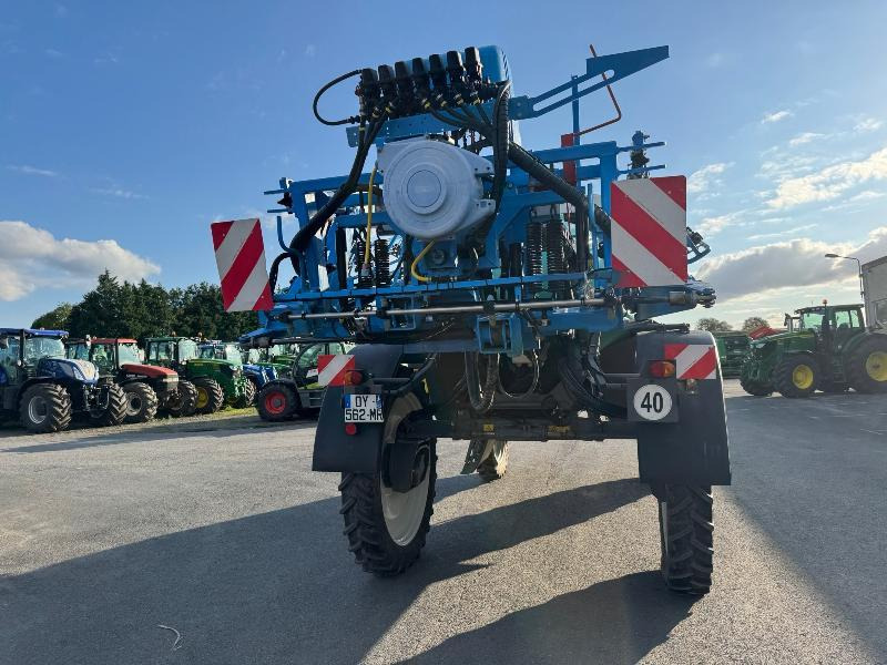 BERTHOUD RAPTOR 3240 - Mașină de erbicidat autopropulsata: Foto 4 BERTHOUD RAPTOR 3240 - Mașină de erbicidat autopropulsata: Foto 4