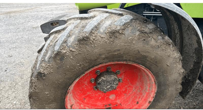 CLAAS ARION 610 - Tractor agricol: Foto 3 CLAAS ARION 610 - Tractor agricol: Foto 3