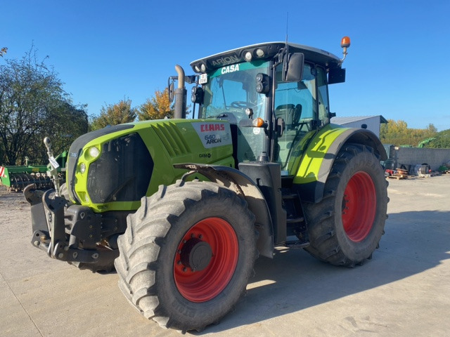 CLAAS ARION 640 CIS - Tractor agricol: Foto 1 CLAAS ARION 640 CIS - Tractor agricol: Foto 1