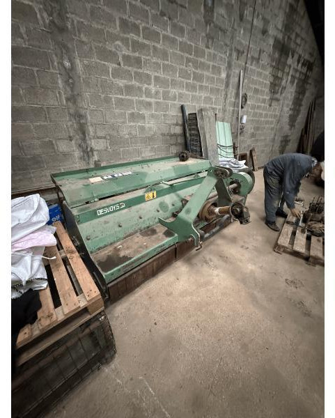 DESVOYS DR 280 - Tocător resturi vegetale/ Mulcer: Foto 1 DESVOYS DR 280 - Tocător resturi vegetale/ Mulcer: Foto 1