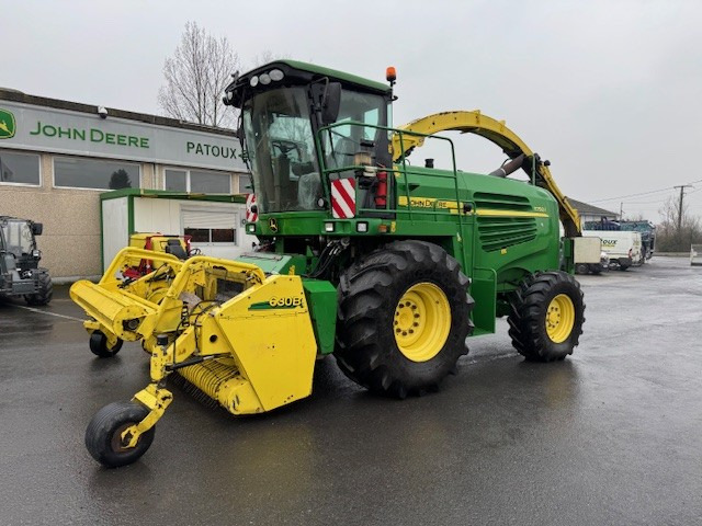 JOHN DEERE 7750 i - Combină de Recoltat Furaj: Foto 1 JOHN DEERE 7750 i - Combină de Recoltat Furaj: Foto 1