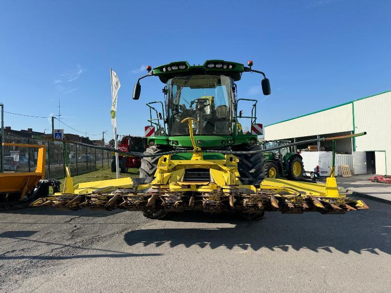 JOHN DEERE 8500 - Combină de Recoltat Furaj: Foto 2 JOHN DEERE 8500 - Combină de Recoltat Furaj: Foto 2