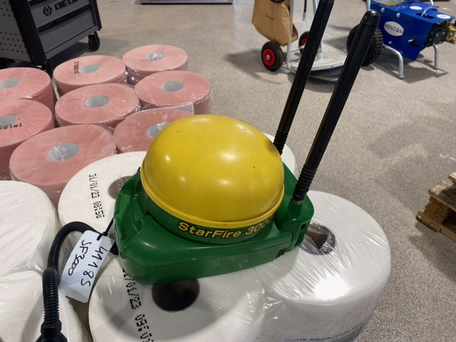 JOHN DEERE SF3000 - Sistem de navigare pentru Utilaje agricole: Foto 1 JOHN DEERE SF3000 - Sistem de navigare pentru Utilaje agricole: Foto 1