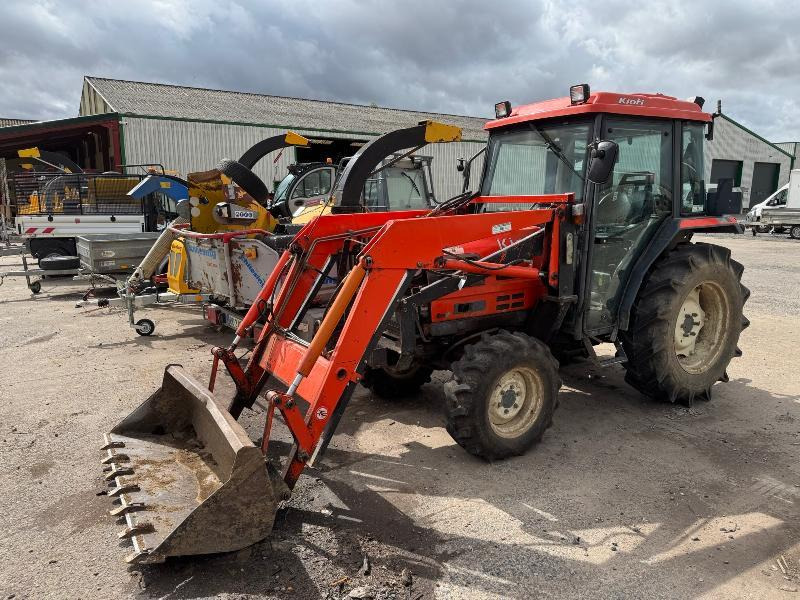 KIOTI DK45C - Tractor agricol: Foto 1 KIOTI DK45C - Tractor agricol: Foto 1
