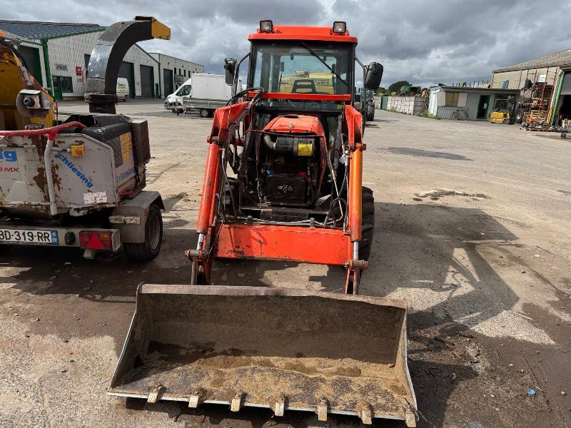 KIOTI DK45C - Tractor agricol: Foto 2 KIOTI DK45C - Tractor agricol: Foto 2